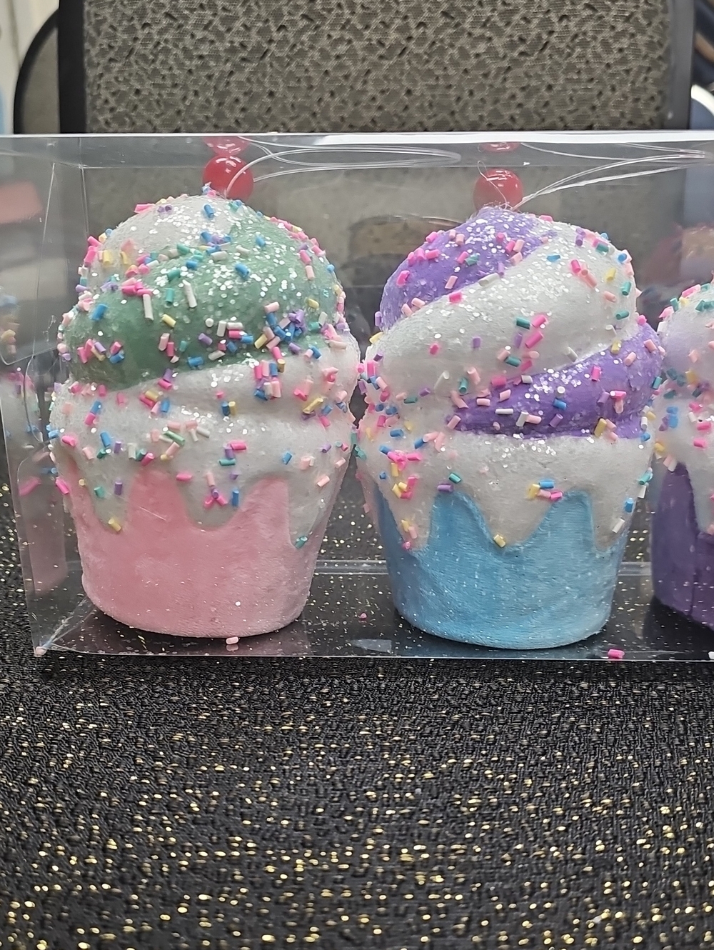 6Piece Cupcake Party Ornaments